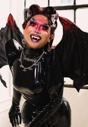 Iconic Elements of a Classic Dracula Costume